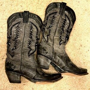 Corral women’s cowboy boots black and grey sparkle